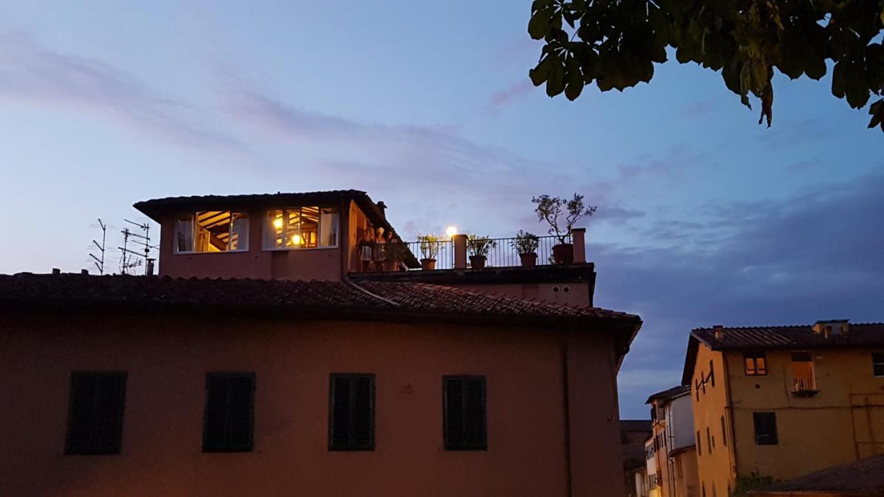 La Terrazza Fra Le Torri Apartment Lucca Exterior photo